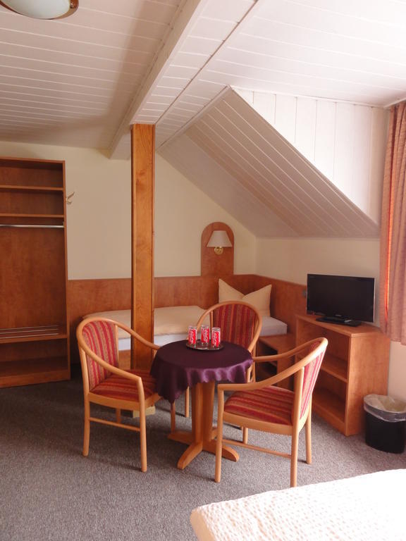Hotel Garni Melchendorf Erfurt Kamer foto