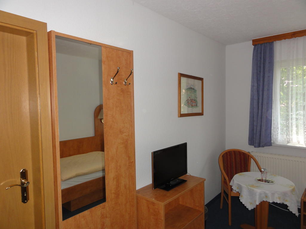 Hotel Garni Melchendorf Erfurt Kamer foto